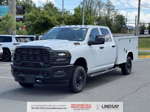 New 2026 RAM 2500 Tradesman w/ Safety Group AWD/4WD image 4