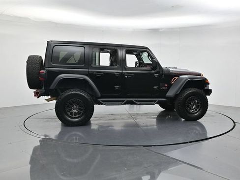 Used 2022 Jeep Wrangler Unlimited Rubicon w/ Xtreme Recon 35" Tire Package AWD/4WD image 2