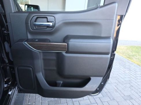 Used 2022 Chevrolet Silverado 1500 RST w/ LPO, Dark Essentials Package image 12