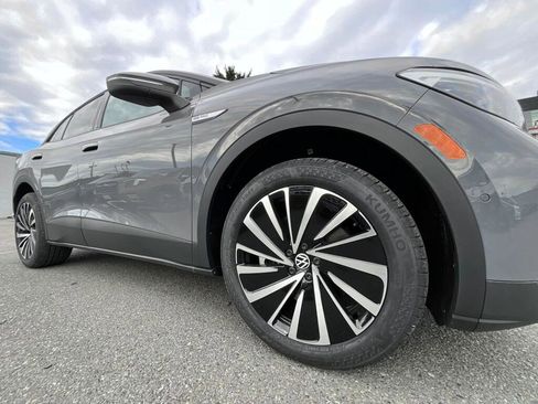 New 2026 Volkswagen ID.4 Pro image 10