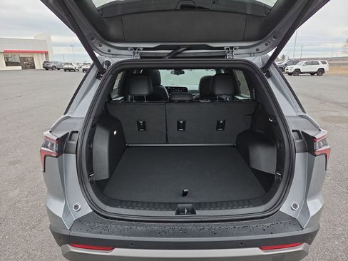 New 2026 Chevrolet Equinox LT w/ Convenience Package II image 17