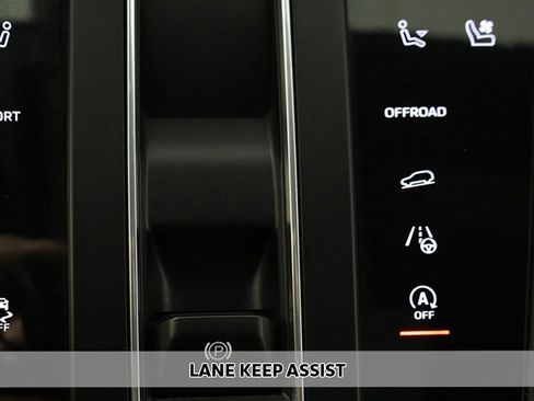 Used 2022 Porsche Macan image 6