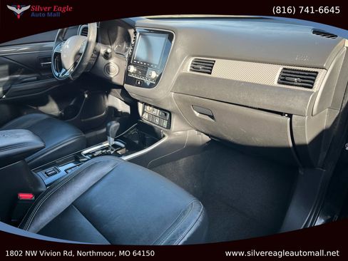 Used 2020 Mitsubishi Outlander SEL image 7