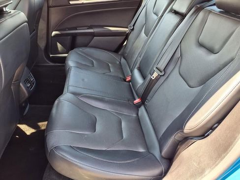 Used 2020 Ford Fusion Titanium image 15