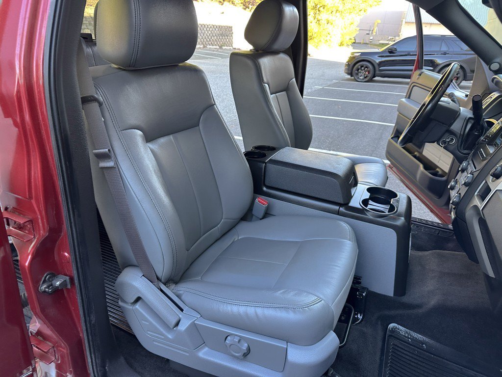 Used 2014 Ford F150 XLT w/ Equipment Group 302A Luxury AWD/4WD image 29