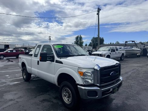 Used 2015 Ford F250 XL w/ Power Equipment Group AWD/4WD image 1
