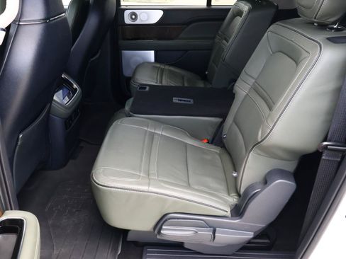Used 2023 Lincoln Navigator L Black Label AWD/4WD image 23