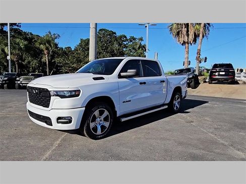 New 2026 RAM 1500 Express image 39