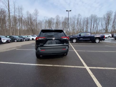 Used 2025 Toyota RAV4 XLE w/ Convenience Package image 10