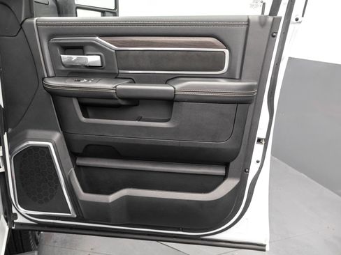 Used 2025 RAM 3500 Laramie w/ Night Edition image 45