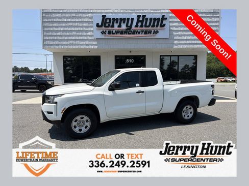 Used 2024 Nissan Frontier S w/ Technology Package RWD image 1