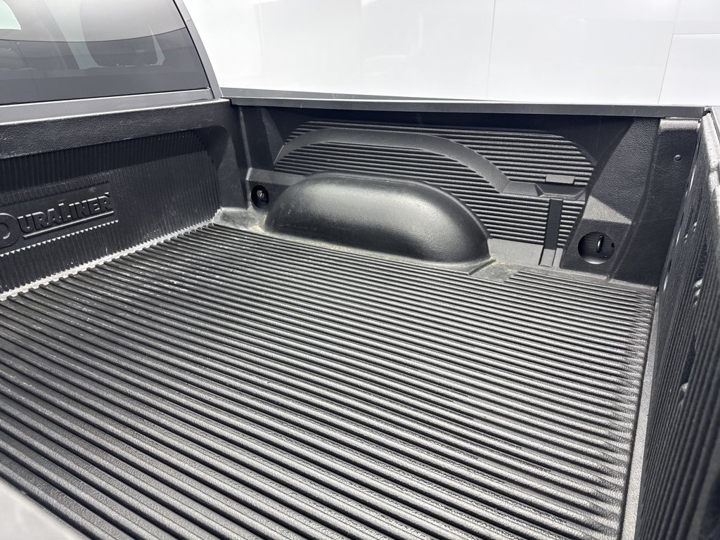 Used 2023 RAM 1500 Classic SLT w/ Protection Group AWD/4WD image 37