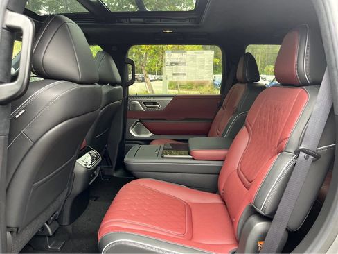 Certified 2025 INFINITI QX80 Autograph AWD/4WD image 19