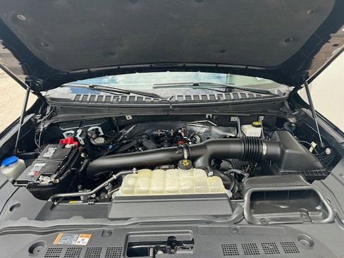 Used 2023 Lincoln Navigator Reserve image 6