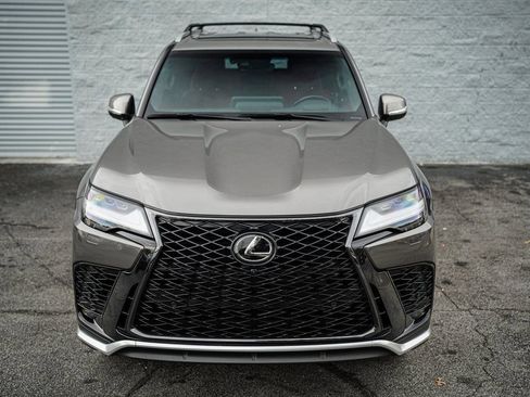 Used 2023 Lexus LX 600 F Sport w/ Accessory Package (Z1) image 5