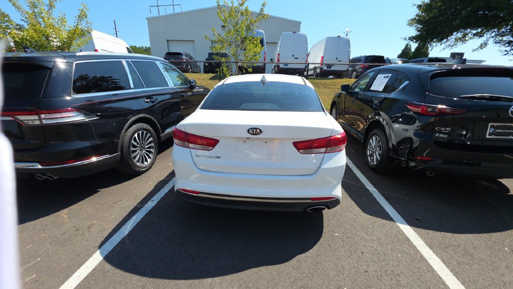 Used 2016 Kia Optima LX FWD image 5