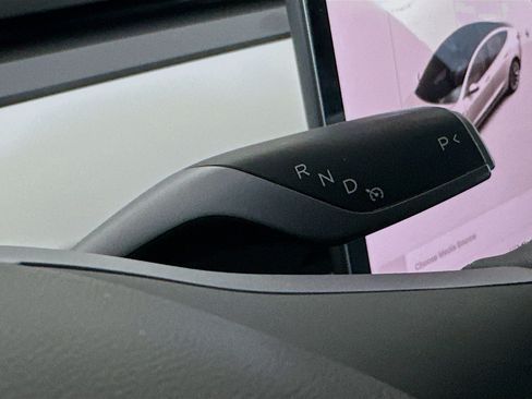Used 2021 Tesla Model 3 Standard Range Plus RWD image 24