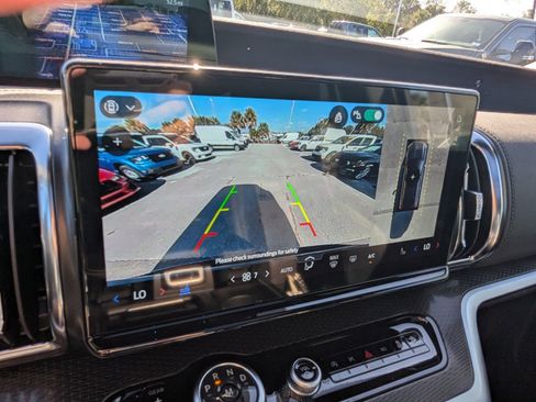 New 2025 Ford Expedition Platinum w/ Stealth Performance Package image 25