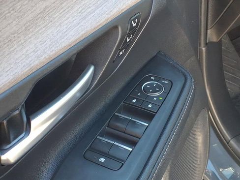 Used 2024 Toyota Grand Highlander Platinum image 13