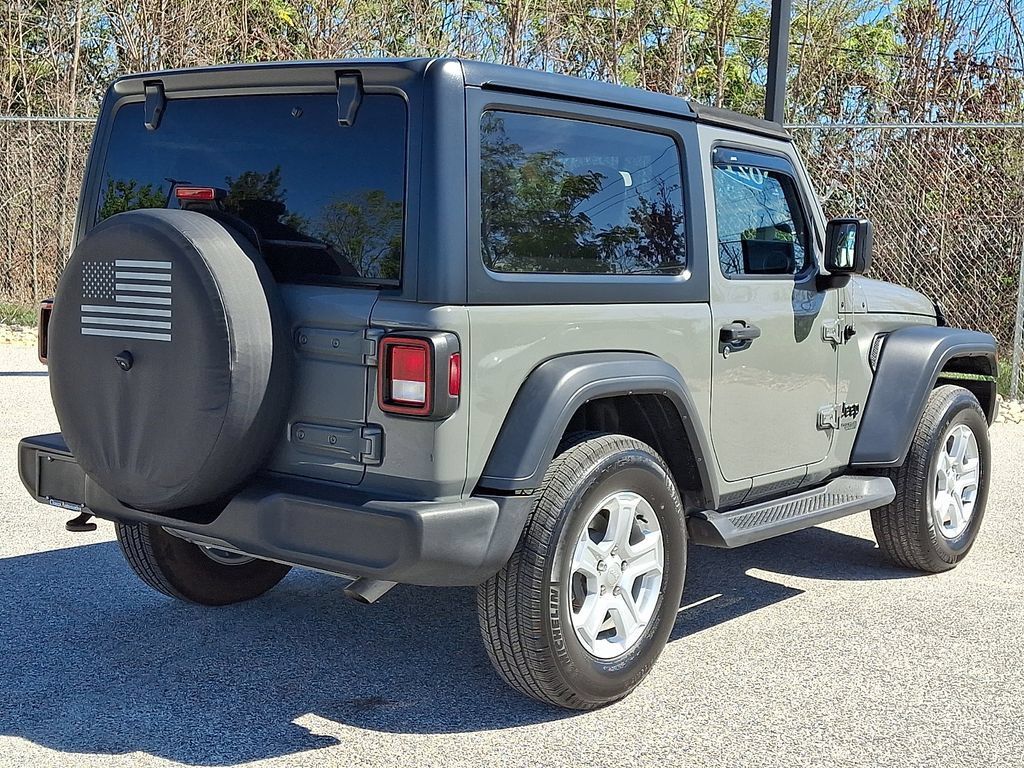 Used 2021 Jeep Wrangler Sport AWD/4WD image 9