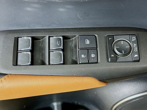 Used 2021 Lexus NX 300 FWD w/ Accessory Package 2 image 15