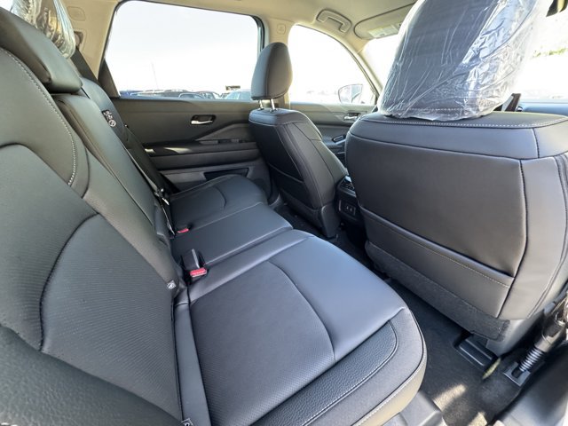 New 2026 Nissan Pathfinder SL AWD/4WD image 5