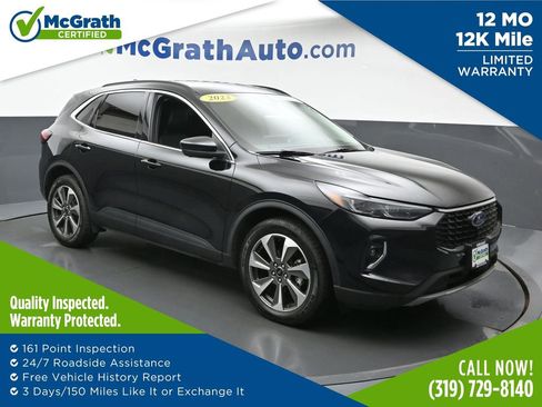 Used 2023 Ford Escape Platinum image 1