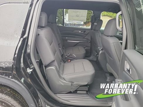 New 2026 Chevrolet Traverse LT w/ Driver Confidence Package image 16