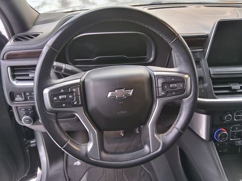 Used 2023 Chevrolet Suburban Z71 w/ Luxury Package image 22