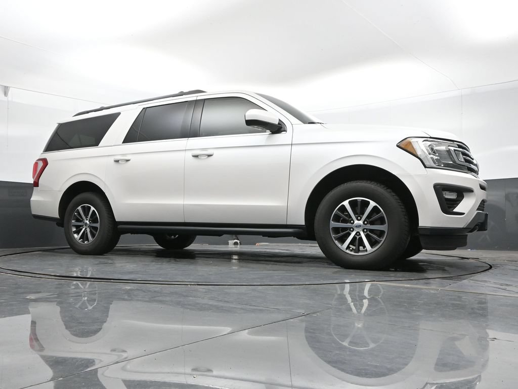 Used 2019 Ford Expedition Max XLT w/ Cargo Package AWD/4WD image 43