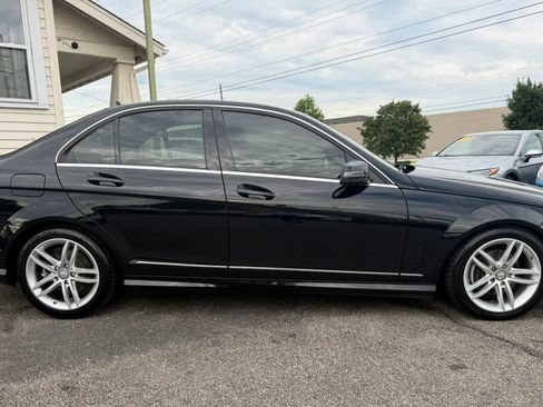 Used 2012 Mercedes-Benz C 300 4MATIC Sedan image 6