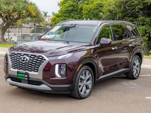 Used 2021 Hyundai Palisade SEL w/ Convenience Package image 3