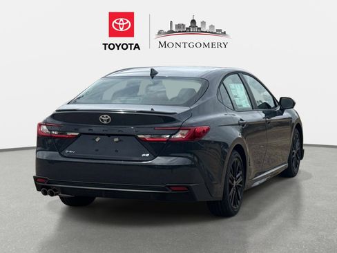 New 2026 Toyota Camry SE FWD image 3