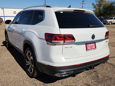 Used 2021 Volkswagen Atlas SEL Premium image 2