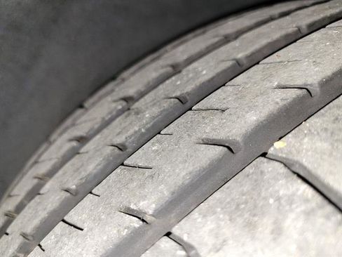 Used 2018 Chevrolet Camaro LT w/ Hot Wheels Edition image 31