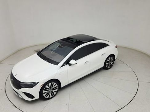 Used 2023 Mercedes-Benz EQE 500 4MATIC Sedan image 23