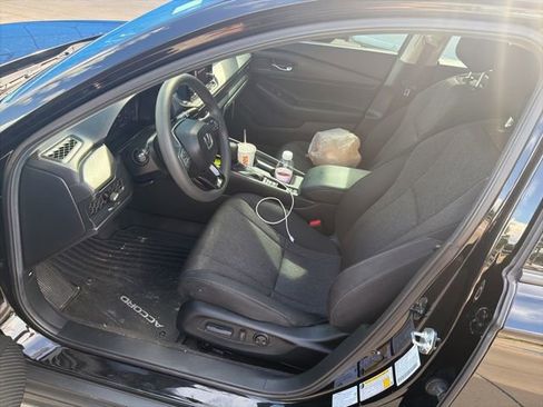 Used 2025 Honda Accord SE image 12
