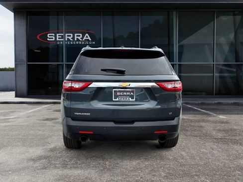 Used 2019 Chevrolet Traverse LT w/ LT Premium Package FWD image 4