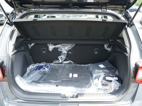 New 2025 Hyundai Venue Limited image 24