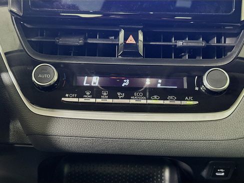 Used 2023 Toyota Corolla LE FWD image 22