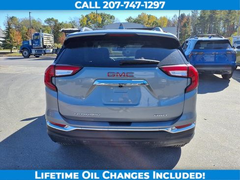 Used 2023 GMC Terrain SLT image 7