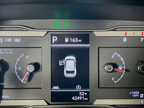 Certified 2024 Hyundai Tucson SEL image 12