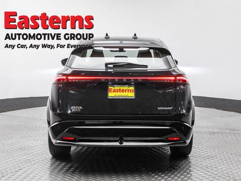 Used 2023 Nissan Ariya FWD image 6
