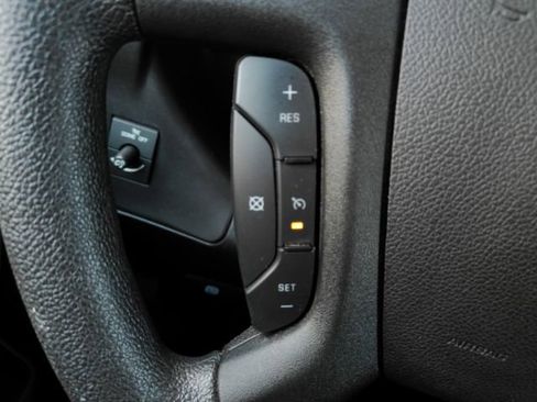 Used 2023 Chevrolet Express 3500 LS image 25