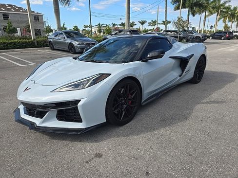 Used 2023 Chevrolet Corvette Z06 image 13