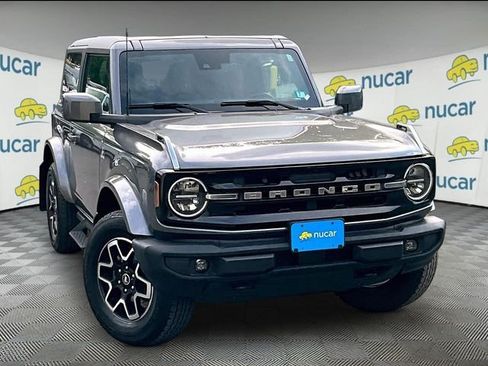 Used 2023 Ford Bronco Outer Banks AWD/4WD image 1
