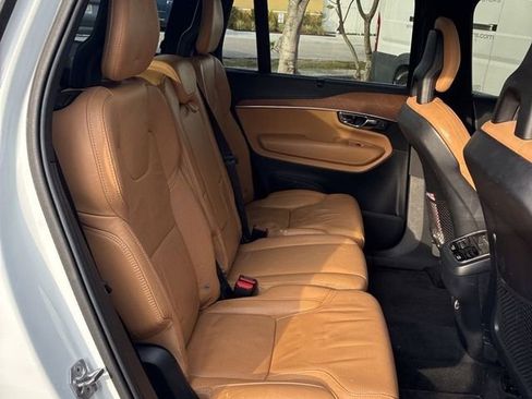 Used 2016 Volvo XC90 T6 Inscription w/ Vision Package image 15