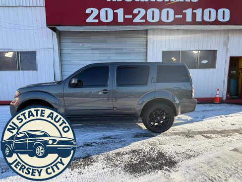 Used 2006 Nissan Pathfinder SE w/ (G01) SE Comfort Pkg image 7