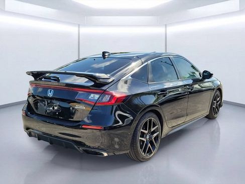 Used 2023 Honda Civic Sport Touring image 4