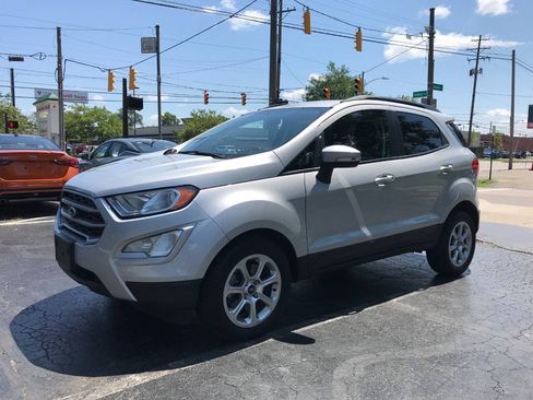 Used 2020 Ford EcoSport SE w/ SE Convenience Package FWD image 4